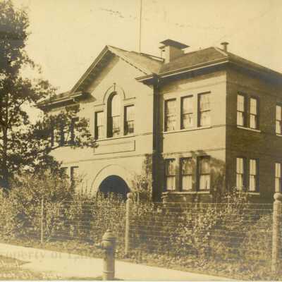 West Side Public School