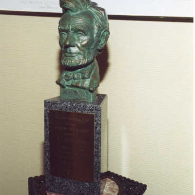 Abraham Lincoln bust