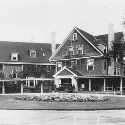 Onwentsia Club (Henry Ives Cobb house)