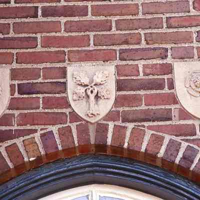Western Ave Door Ornamentation
