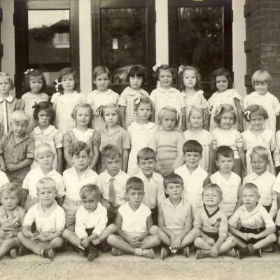 Halsey School class photo
