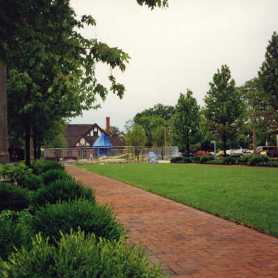 Copyright: Lake Forest-Lake Bluff Historical Society
