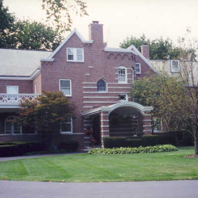1080 Ashlawn Drive