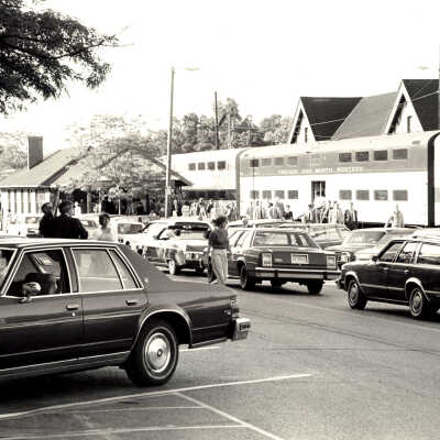 The 5:55 PM Unloading, 1982, July, Lake Forest Train
