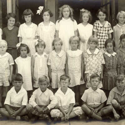 Halsey School class photo