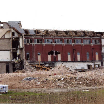 Barat College