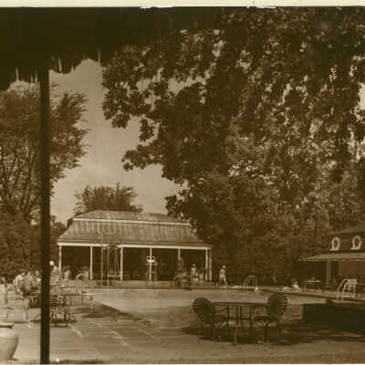 Knollwood Club pool