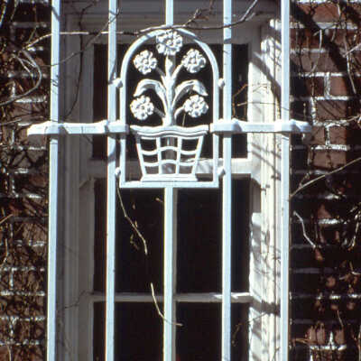 Thornedale Manor