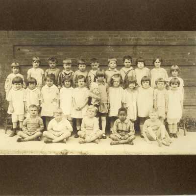 Halsey School class photo