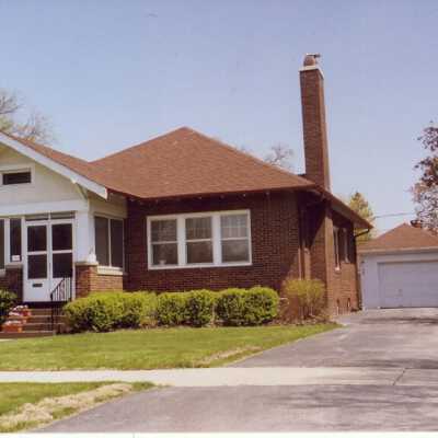 811 Summit