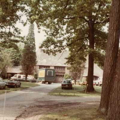 900 Armour Dr.