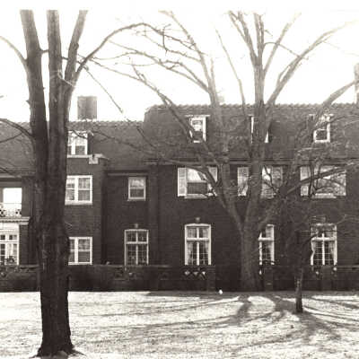 Glen Rowan House