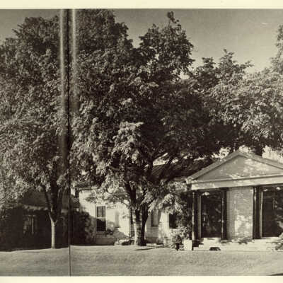 111 East Ridge Lane