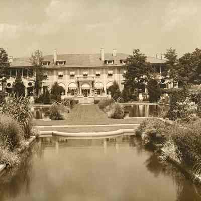 Mellody Farm Gardens 1