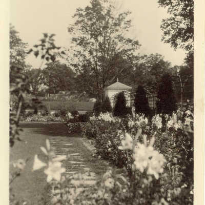 Fairlawn garden