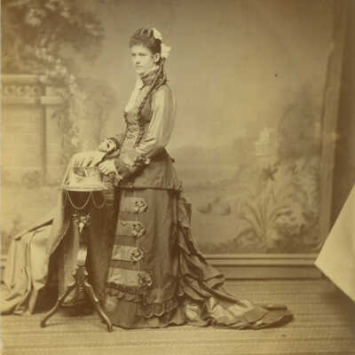 Unidentified young woman