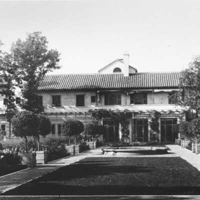Villa Turicum fountain