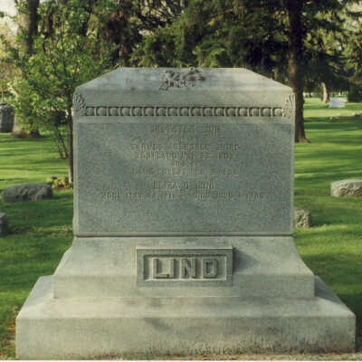 Lake Forest Cemetery