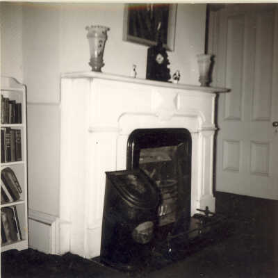 White mantel at Quinlan home