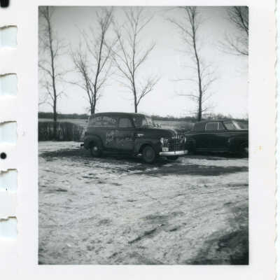 Greene's Midwest Store and Market delivery van