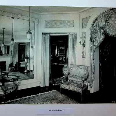Westmoreland Farm interior