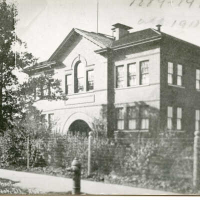 West Side Public School