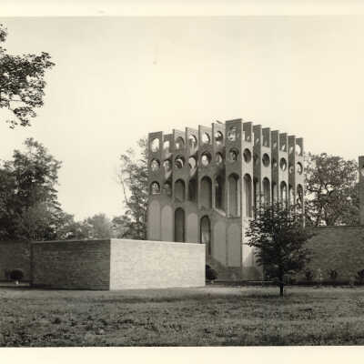700 North Lake Road
