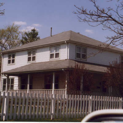 834 Oakwood