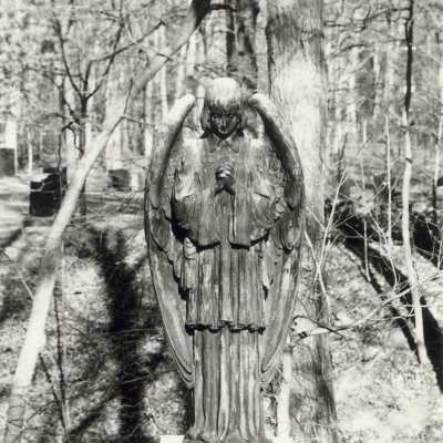 Lake Forest Cemetery