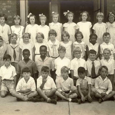 Halsey School class photo