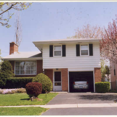 885 Oakwood