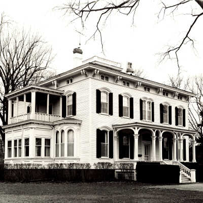 Devillo R. Holt home "The Homestead"