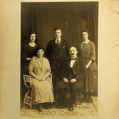 Unidentified photo