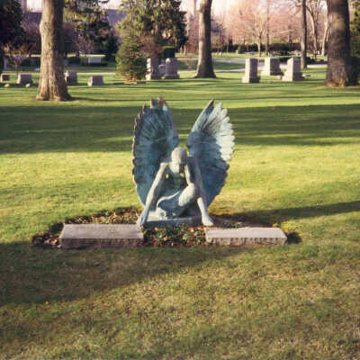 Lake Forest Cemetery