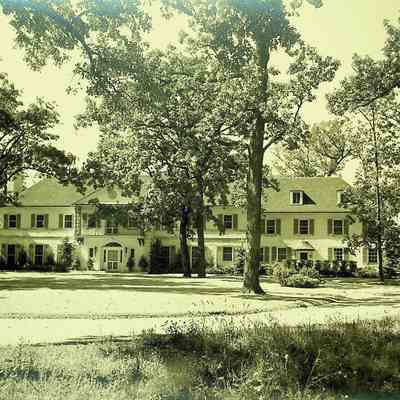 Macfarlane House Exterior (4)