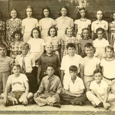 Halsey School Class Photo