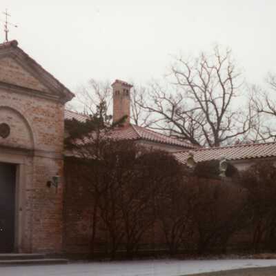 955 N Lake Rd.