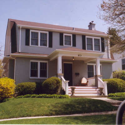 873 Summit