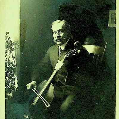 Unidentified photo