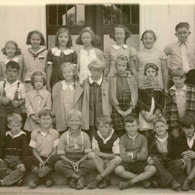 Everett School class photo