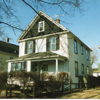 352 Wisconsin Avenue