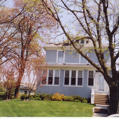 947 Oakwood