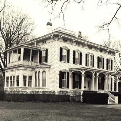 Devillo R. Holt House "The Homestead"