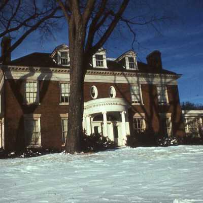 100 East Pembroke Drive