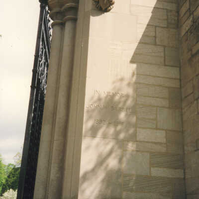 Lake Forest Cemetery