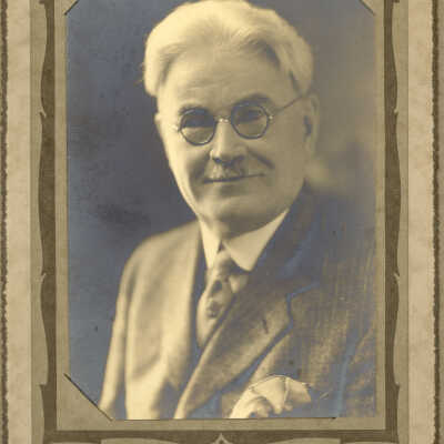 John E. Baggett