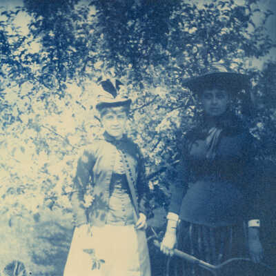 Farwell Women