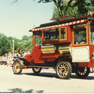Cretors-Ford Model "T" popcorn truck
