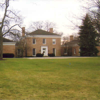 William and Sally Searle Residence