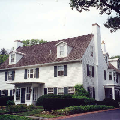 550 East Deerpath